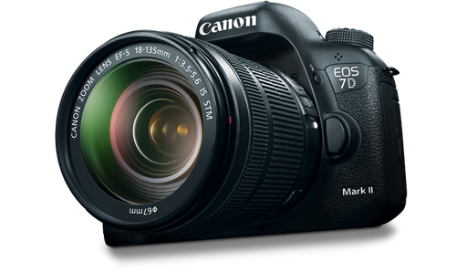 Canon EOS 7D Mark II DSLR Camera with 18-135mm Lens