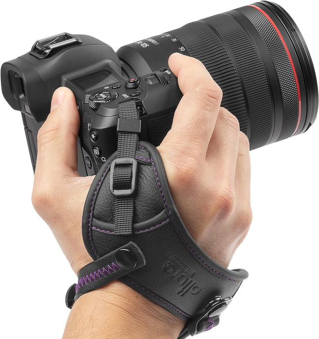 Nikon Z 180-600mm f/5.6-6.3 VR Lens + Tripod +  LED Light Accessory Bundle