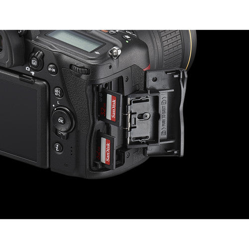 Nikon D780 DSLR Camera with 18-5mm VR lens with 2x Spare Batteries Bundle