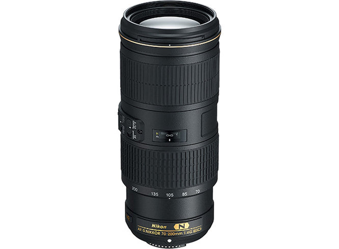 Nikon AF-S NIKKOR 28-300mm f/3.5-5.6G ED VR Lens Top Accesory Kit