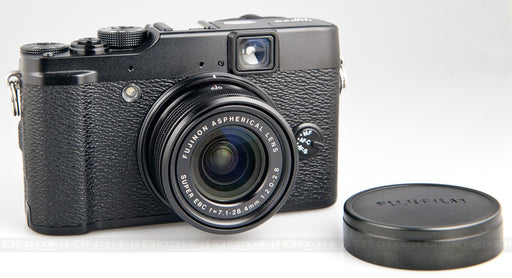 Fujifilm X10 Digital Camera (Black)