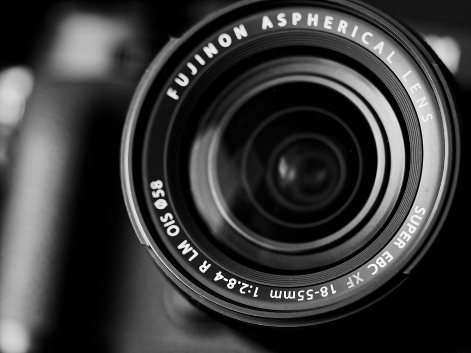 Fujifilm XF 18-55mm f/2.8-4 R LM OIS Zoom Lens Basic Bundle