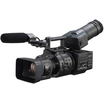 Sony NEX-FS700RH Super 35 Camcorder with 18-200mm