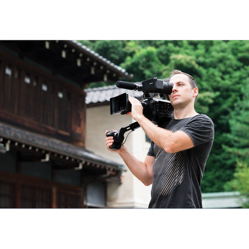 Sony PXW-FS7 4K XDCAM Camera with Super 35 CMOS Sensor + Sony 16-35mm Vario-Tessar T Fe F4 ZA OSS E-Mount Lens BUNDLE