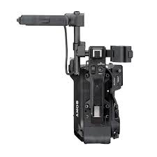 Sony PXW-FS7 4K XDCAM Camera with Super 35 CMOS Sensor + Sony 16-35mm Vario-Tessar T Fe F4 ZA OSS E-Mount Lens BUNDLE