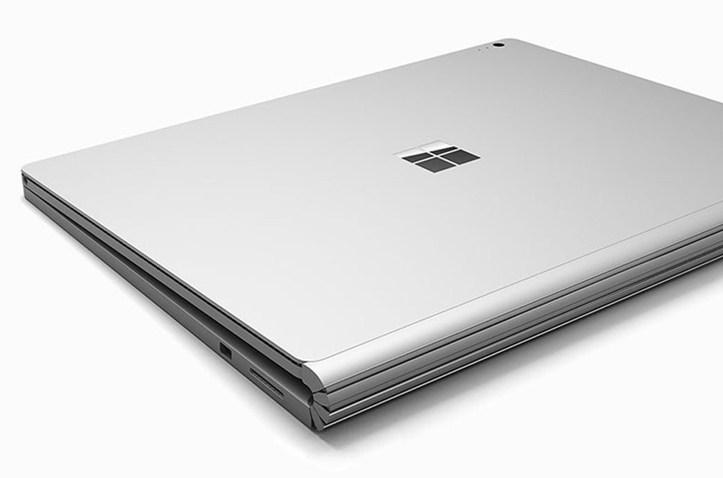 Microsoft Surface Book 13.5&quot; Core i7-6600U 512 GB SSD 16 GB Windows 10 Pro